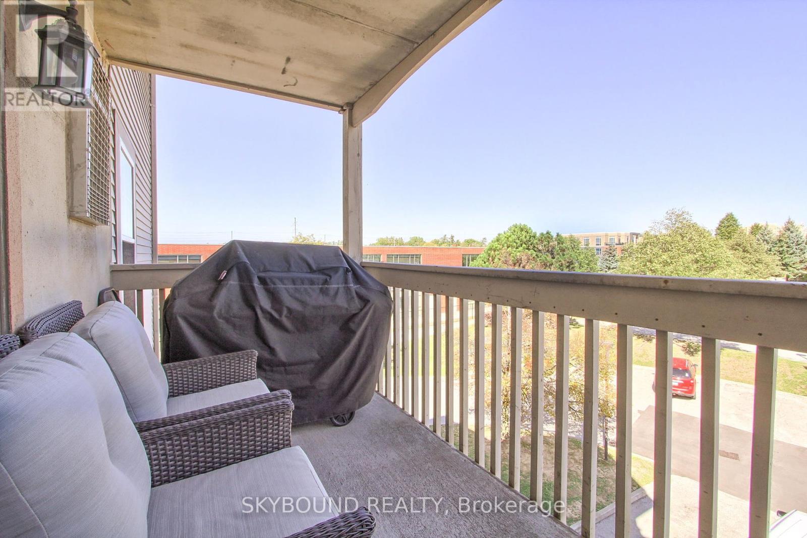 302 - 4003 Kilmer Drive, Burlington, Ontario  L7M 4M1 - Photo 28 - W12440297