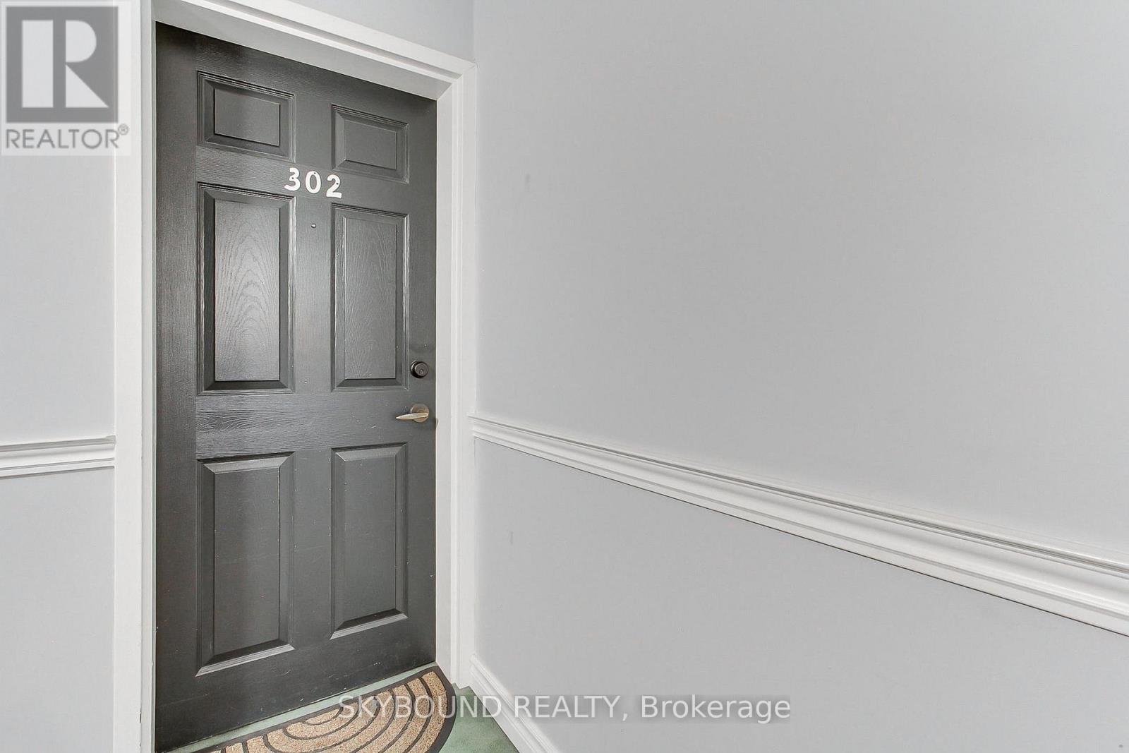 302 - 4003 Kilmer Drive, Burlington, Ontario  L7M 4M1 - Photo 5 - W12440297