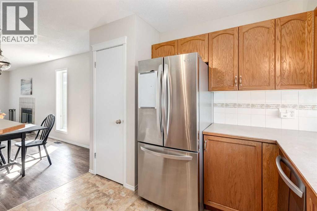 53 Prestwick Rise Se, Calgary, Alberta  T2Z 4A6 - Photo 12 - A2255462