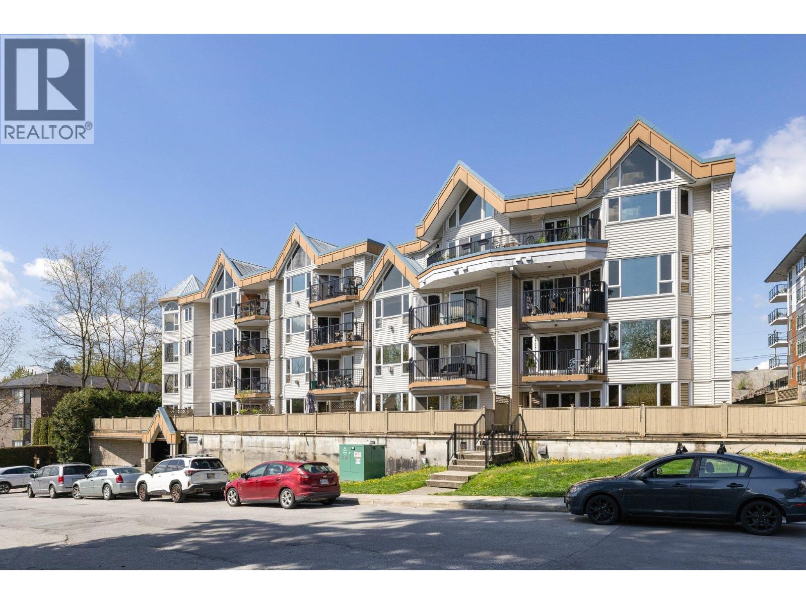 312 11595 Fraser Street, Maple Ridge, British Columbia  V2X 0X7 - Photo 4 - R3009052