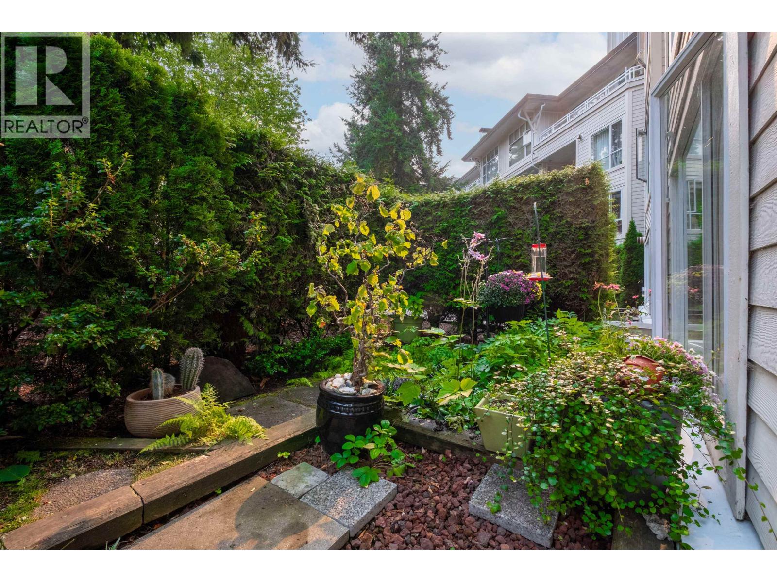 210 3608 Deercrest Drive, North Vancouver, British Columbia  V7G 2S8 - Photo 24 - R3045615