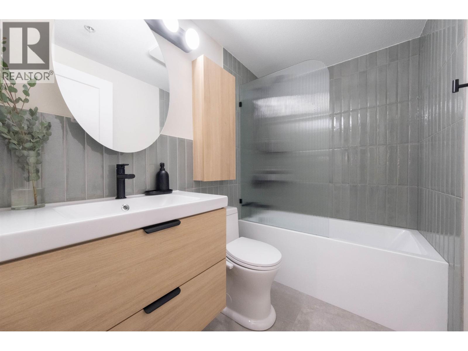 210 3608 Deercrest Drive, North Vancouver, British Columbia  V7G 2S8 - Photo 20 - R3045615