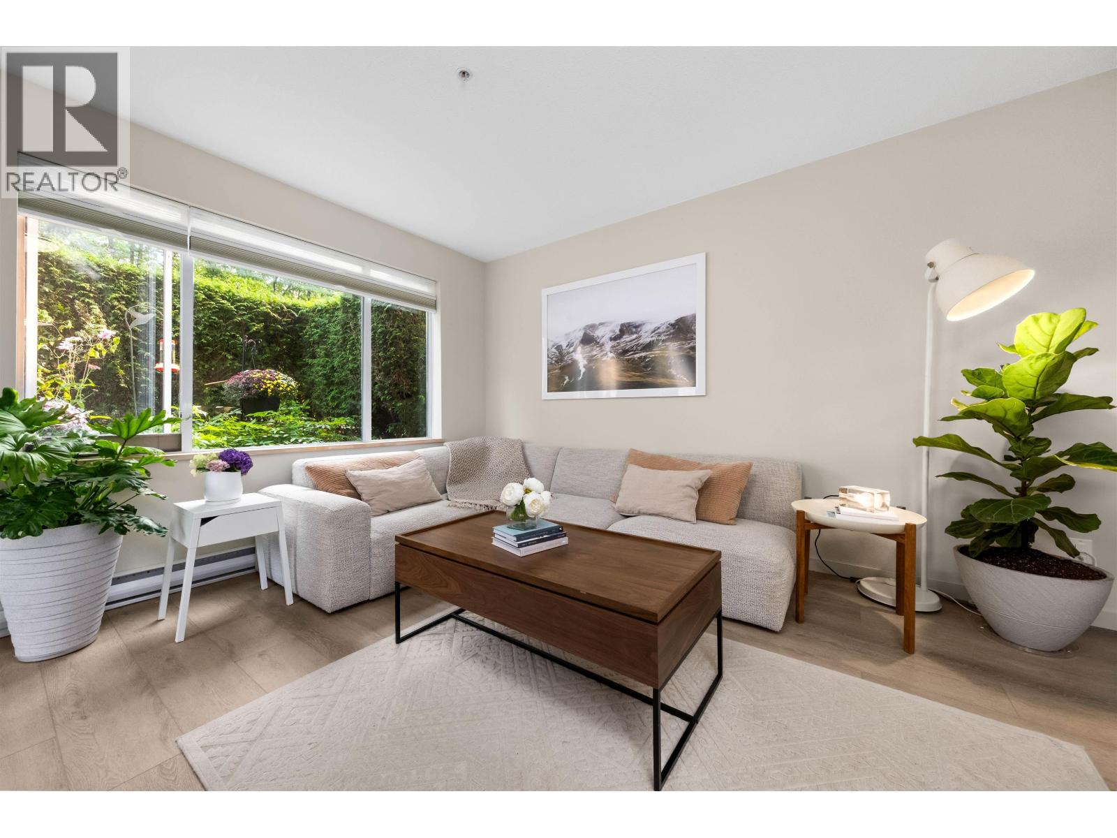 210 3608 Deercrest Drive, North Vancouver, British Columbia  V7G 2S8 - Photo 5 - R3045615