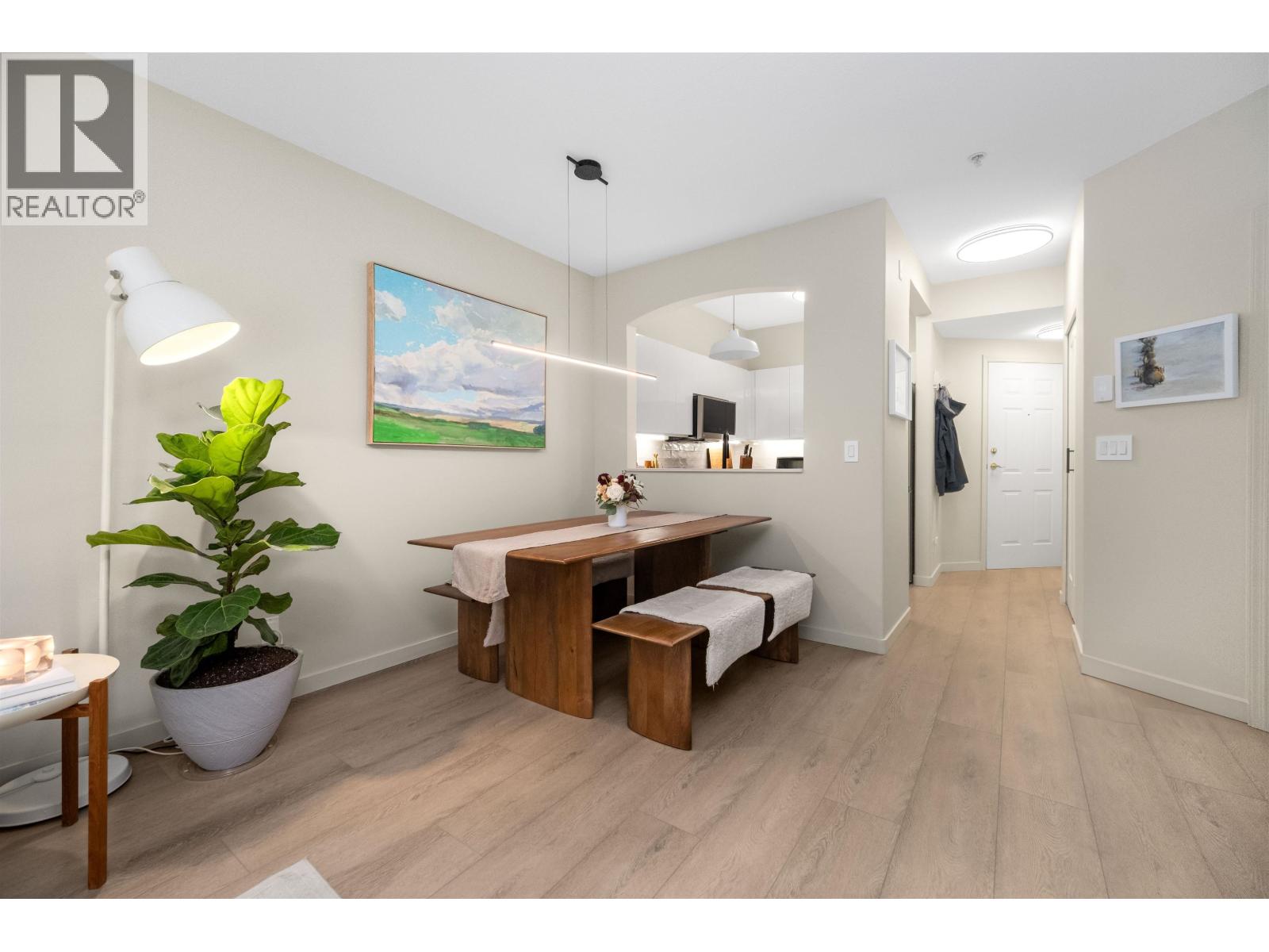 210 3608 Deercrest Drive, North Vancouver, British Columbia  V7G 2S8 - Photo 7 - R3045615