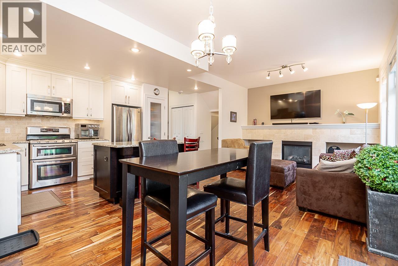 3365 Darwin Avenue, Coquitlam, British Columbia  V3B 0E8 - Photo 12 - R3054367