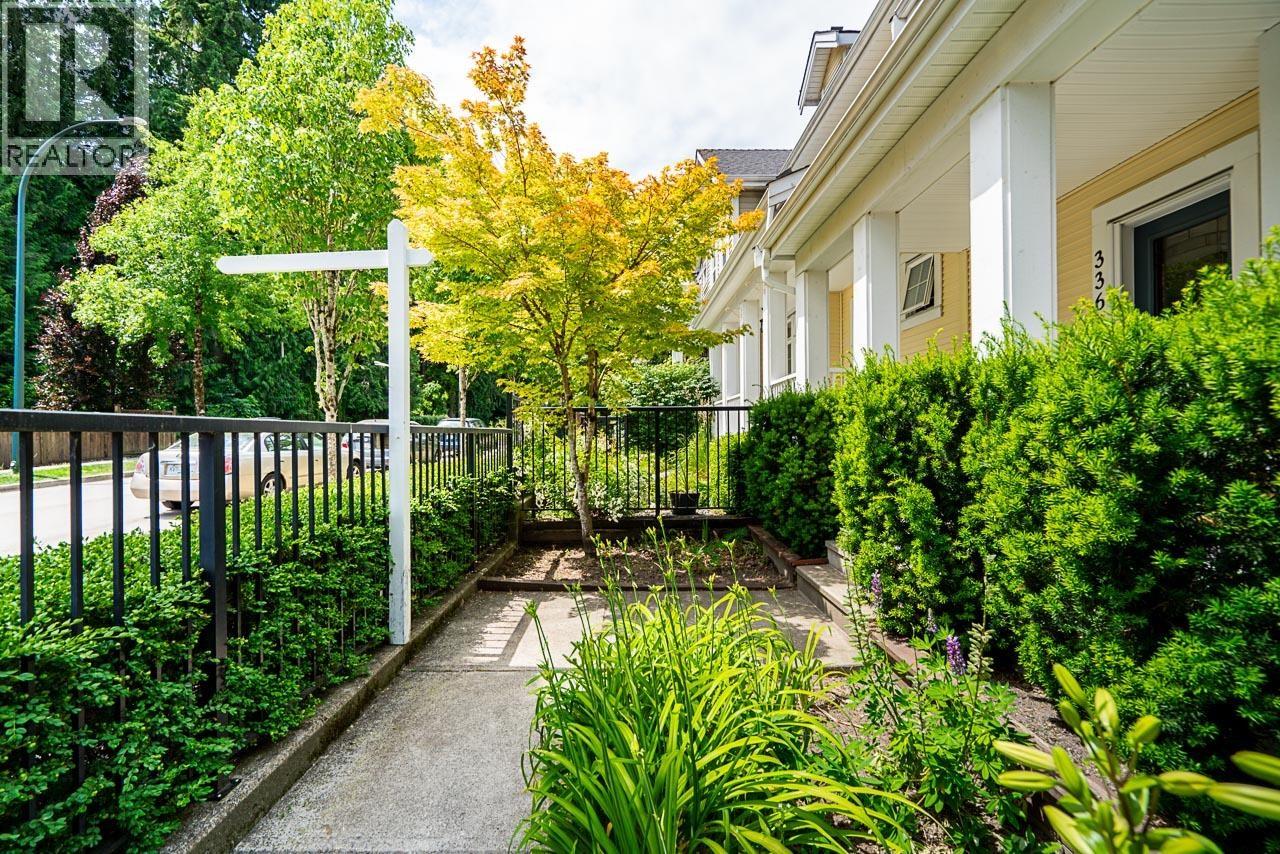 3365 Darwin Avenue, Coquitlam, British Columbia  V3B 0E8 - Photo 4 - R3054367
