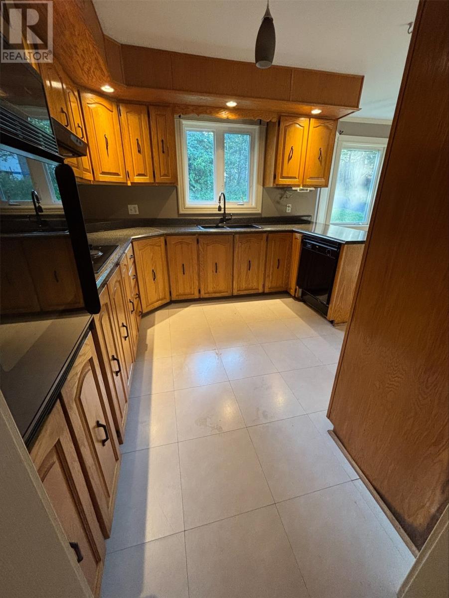 13 Cormack Place, Georges Brook-Milton, Newfoundland & Labrador  A5A 0H3 - Photo 4 - 1291061