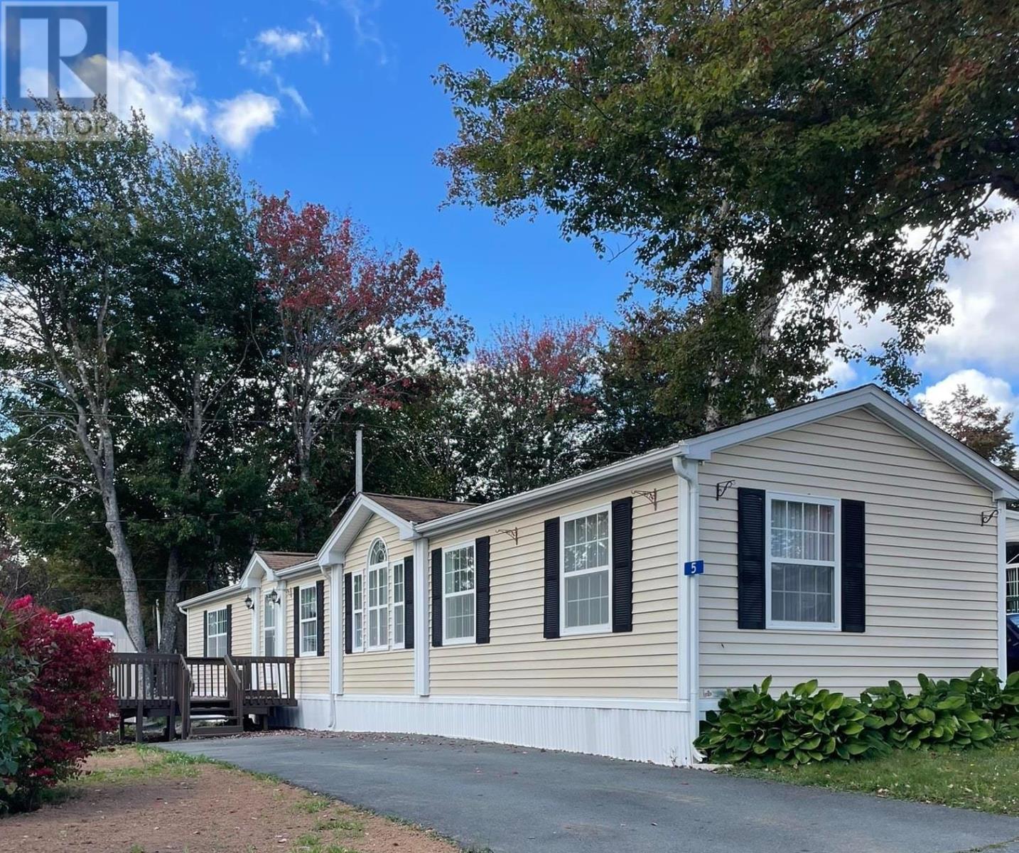 5 First Street, Lucasville, Nova Scotia  B4B 1P8 - Photo 1 - 202524893