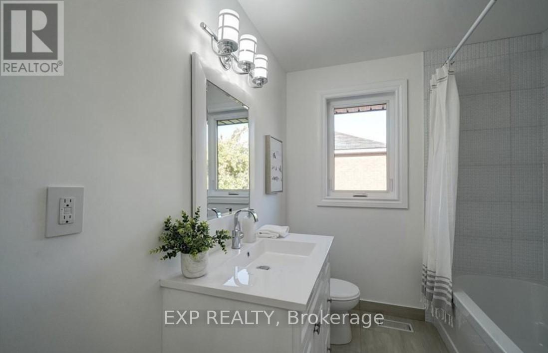 Main - 13 Newark Avenue, Hamilton, Ontario  L8K 3Y5 - Photo 14 - X12440144