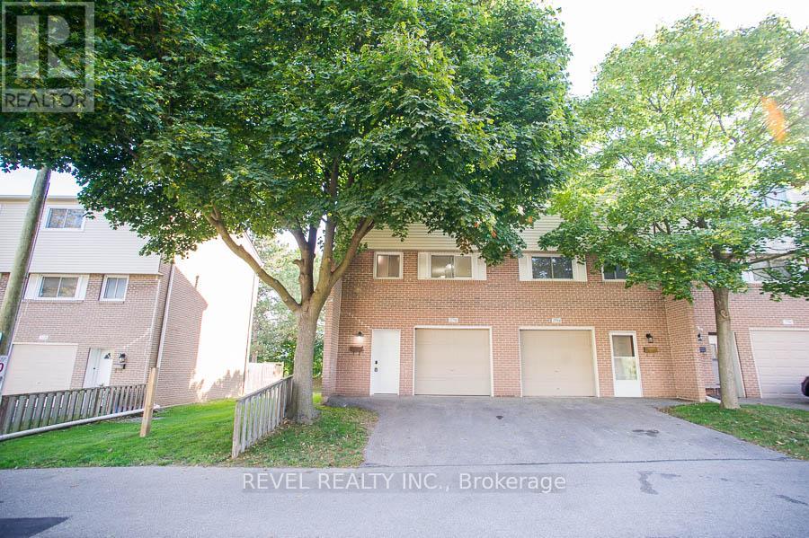 A - 279 Stanley Street, Brantford, Ontario  N3S 7K2 - Photo 1 - X12440179
