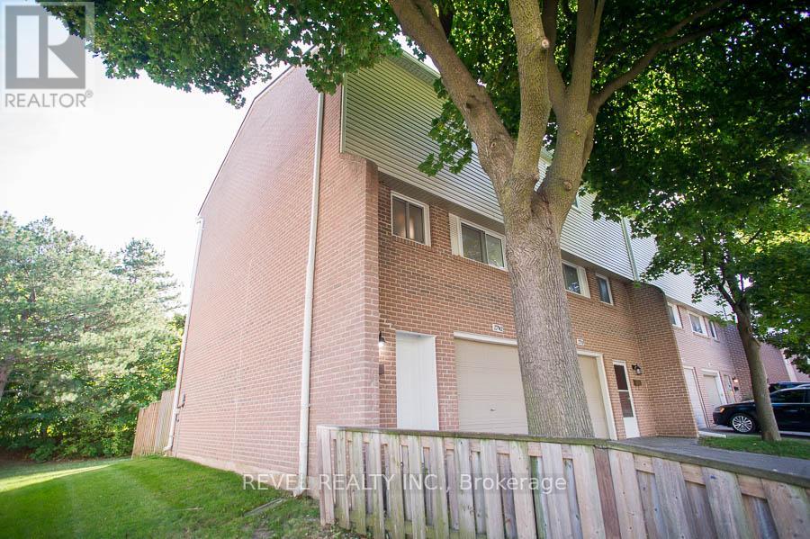A - 279 Stanley Street, Brantford, Ontario  N3S 7K2 - Photo 3 - X12440179