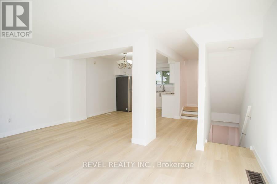 A - 279 Stanley Street, Brantford, Ontario  N3S 7K2 - Photo 6 - X12440179