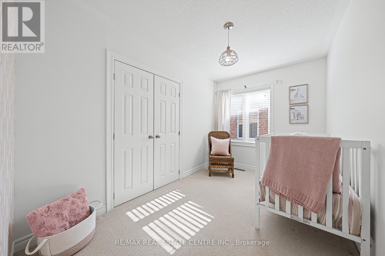 917 Fung Place, Kitchener, Ontario  N2A 4M3 - Photo 24 - X12440194