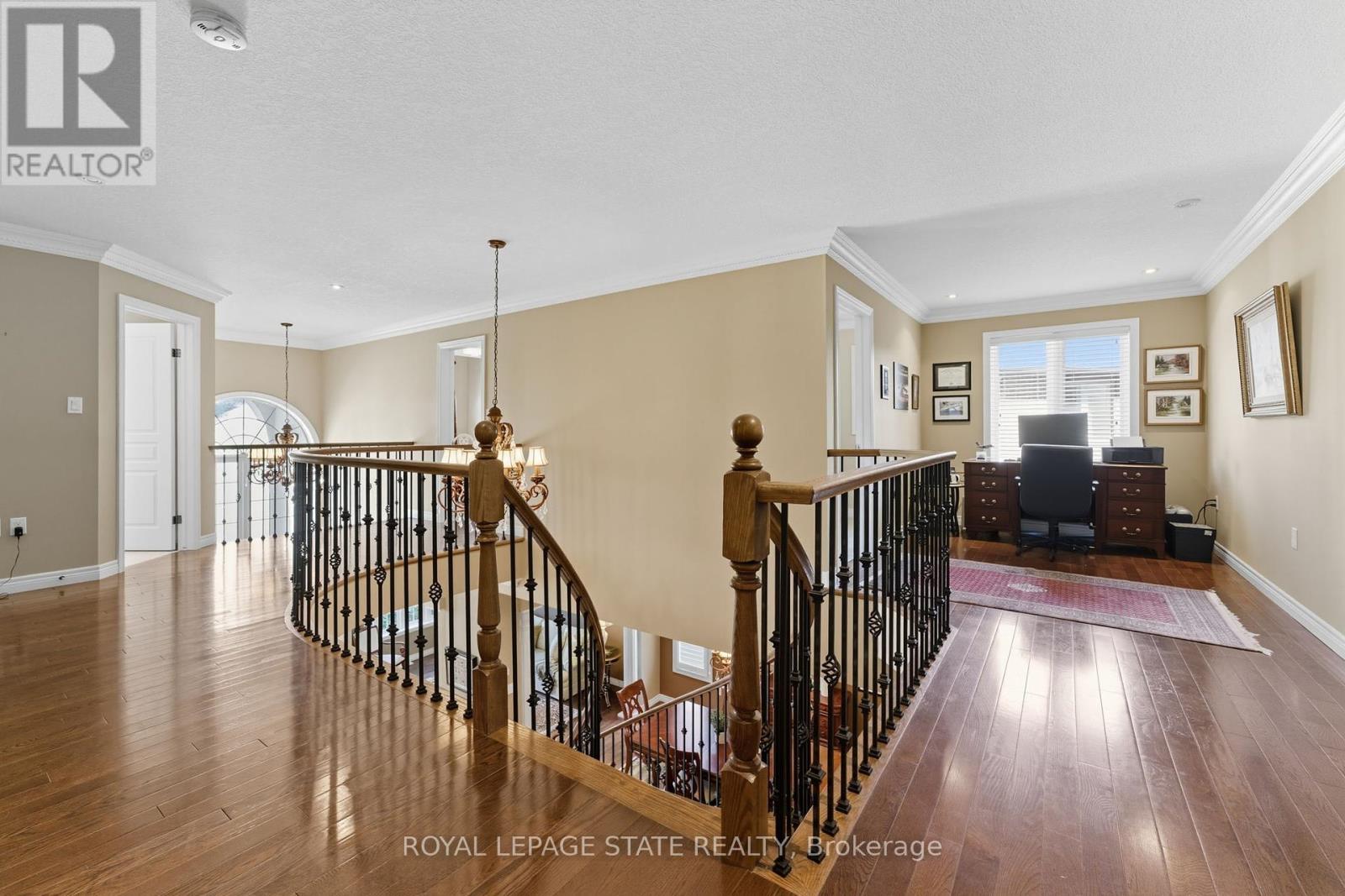 20 Lorupe Court, Hamilton, Ontario  L9G 0C8 - Photo 19 - X12440232