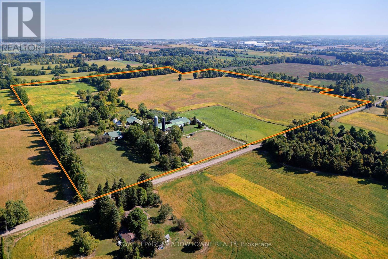 7166 English Church Road E, Hamilton, Ontario  L0R 1W0 - Photo 5 - X12440238