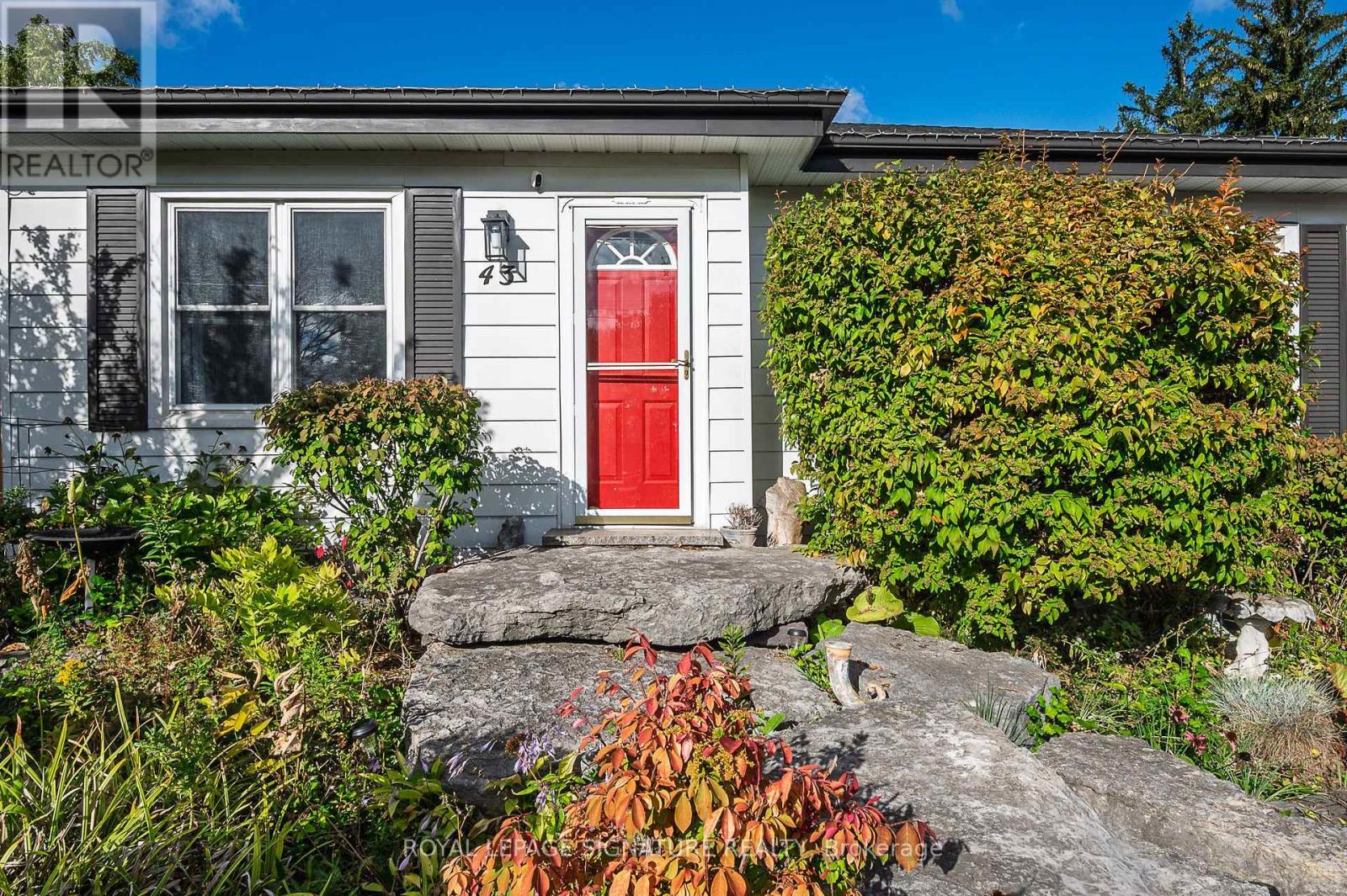 43 Lake Avenue N, Hamilton, Ontario  L8E 1L2 - Photo 4 - X12440255