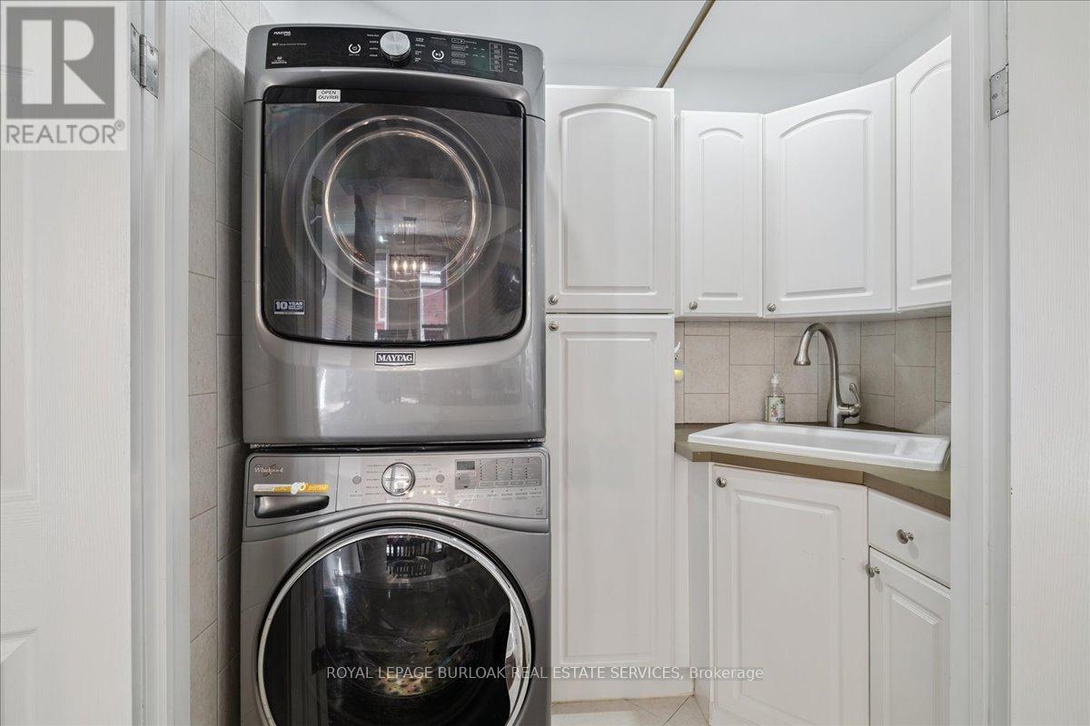 44 Sunvale Place, Hamilton, Ontario  L8E 4Z7 - Photo 21 - X12440260