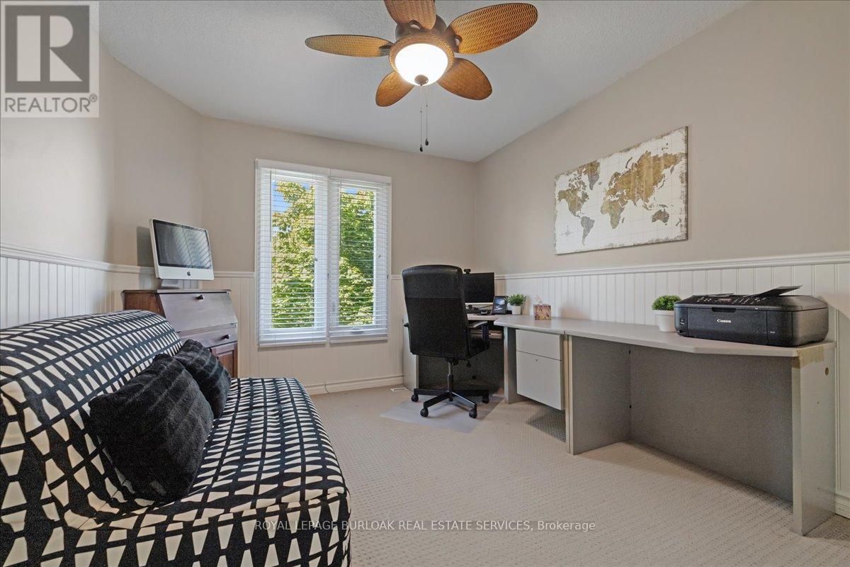 44 Sunvale Place, Hamilton, Ontario  L8E 4Z7 - Photo 33 - X12440260
