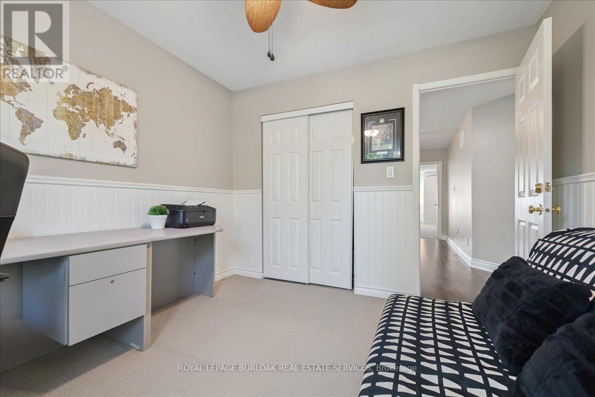 44 Sunvale Place, Hamilton, Ontario  L8E 4Z7 - Photo 34 - X12440260