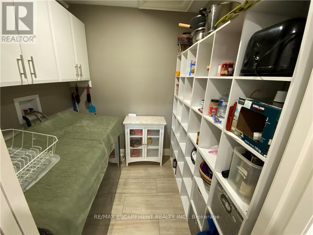 7 Cardinal Mindszenty Boulevard, Hamilton, Ontario  L9B 2M3 - Photo 26 - X12440285