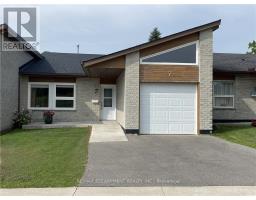 7 CARDINAL MINDSZENTY BOULEVARD, Hamilton, Ontario