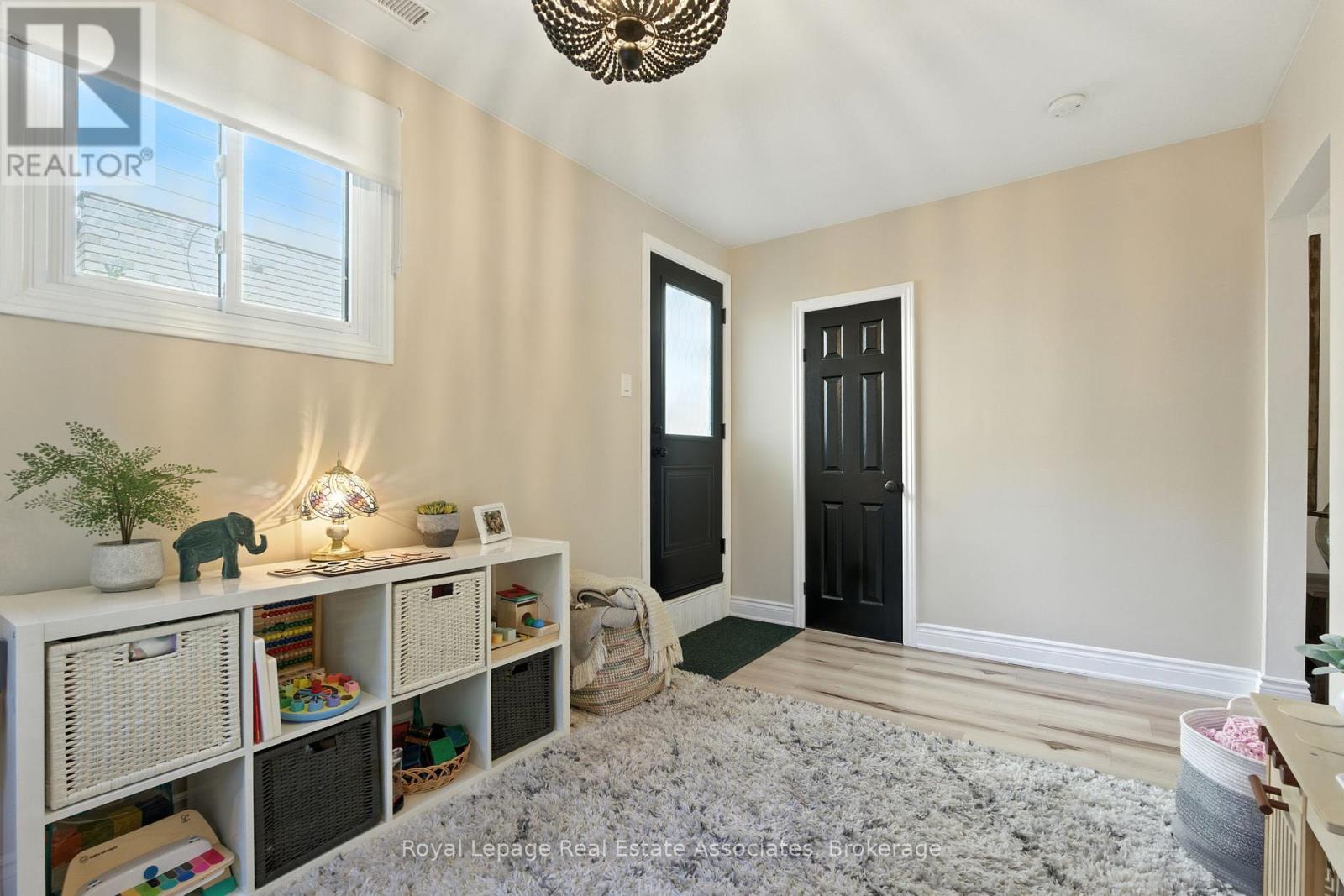 4 Nashua Drive, Brantford, Ontario  N3P 1K9 - Photo 10 - X12440302