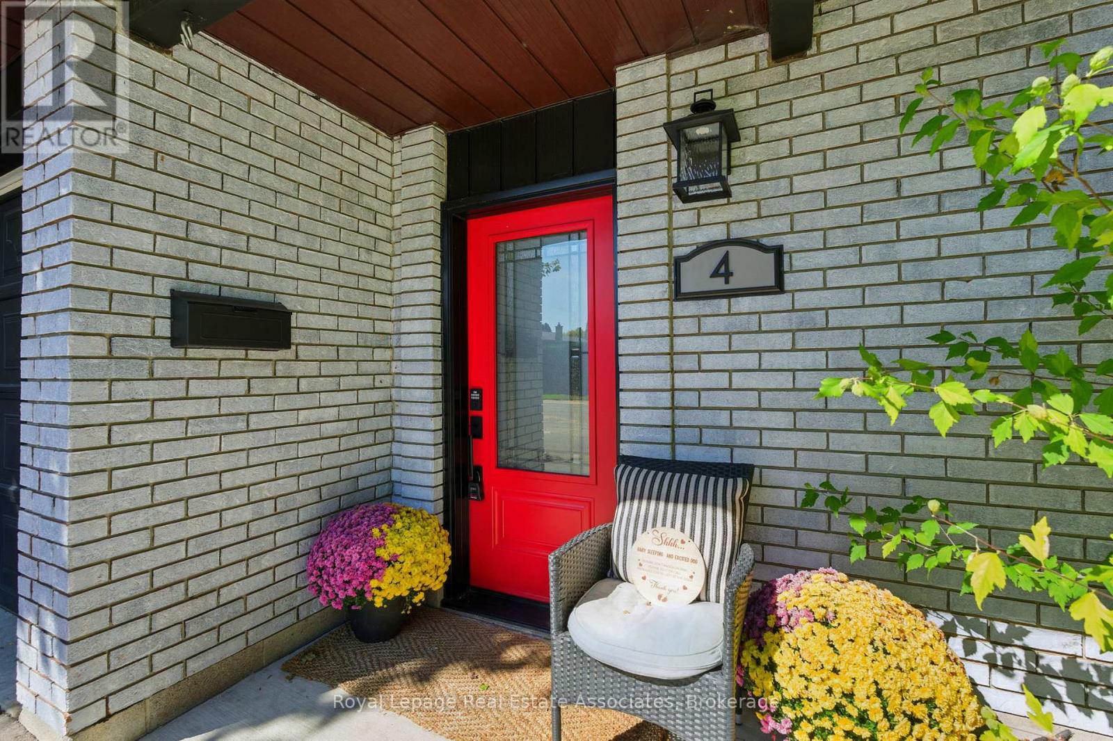 4 Nashua Drive, Brantford, Ontario  N3P 1K9 - Photo 4 - X12440302