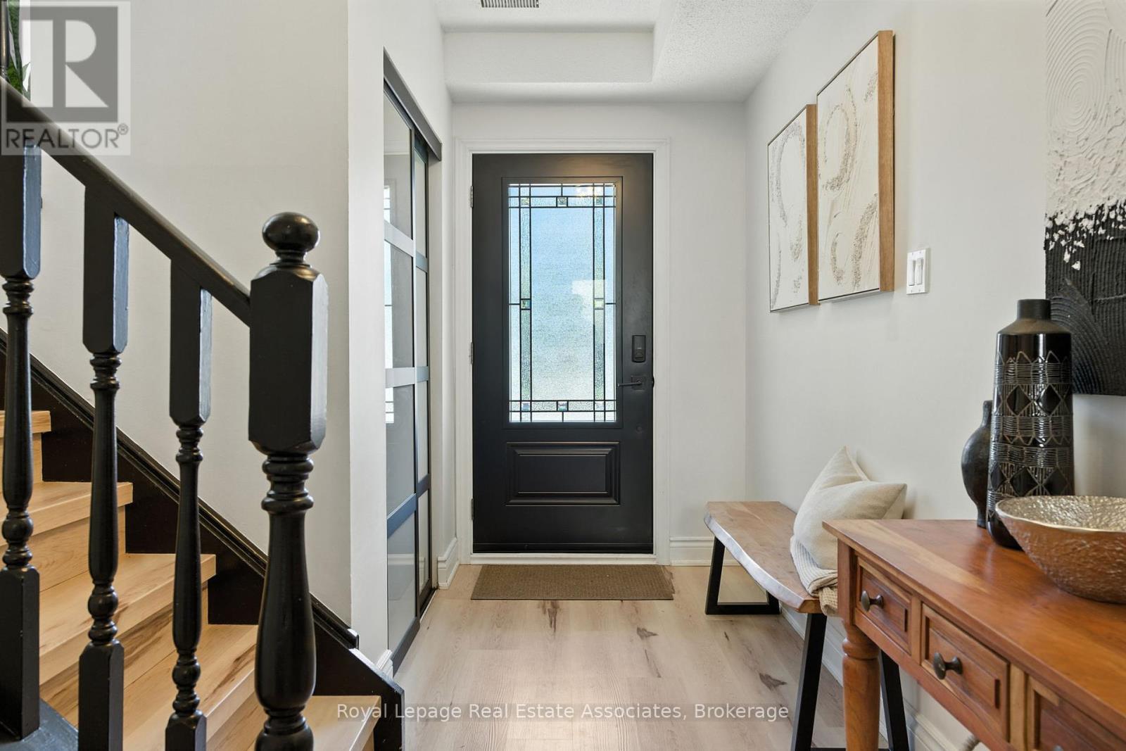 4 Nashua Drive, Brantford, Ontario  N3P 1K9 - Photo 5 - X12440302