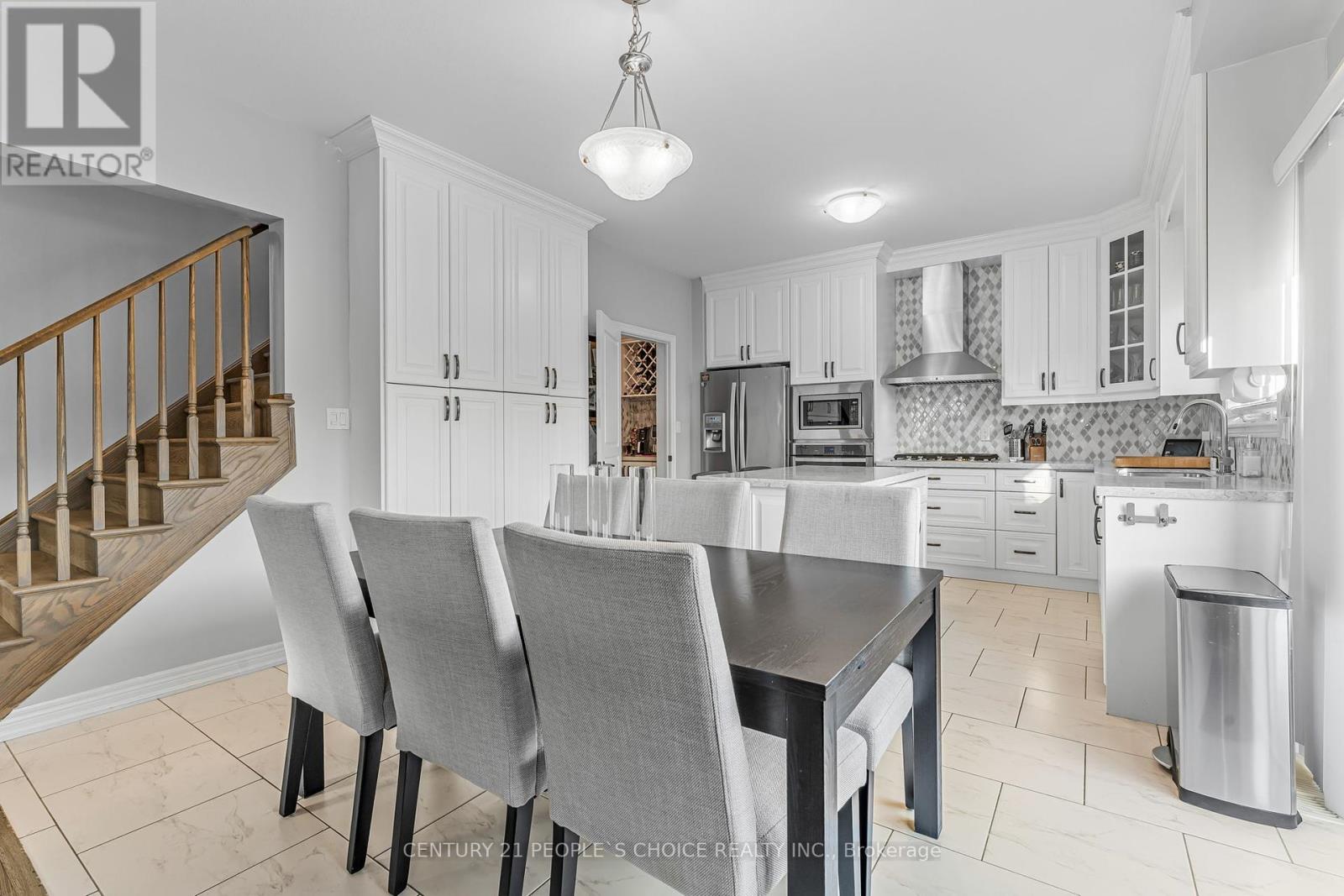 4 Riley Avenue, Pelham, Ontario  L0S 1E6 - Photo 14 - X12440304