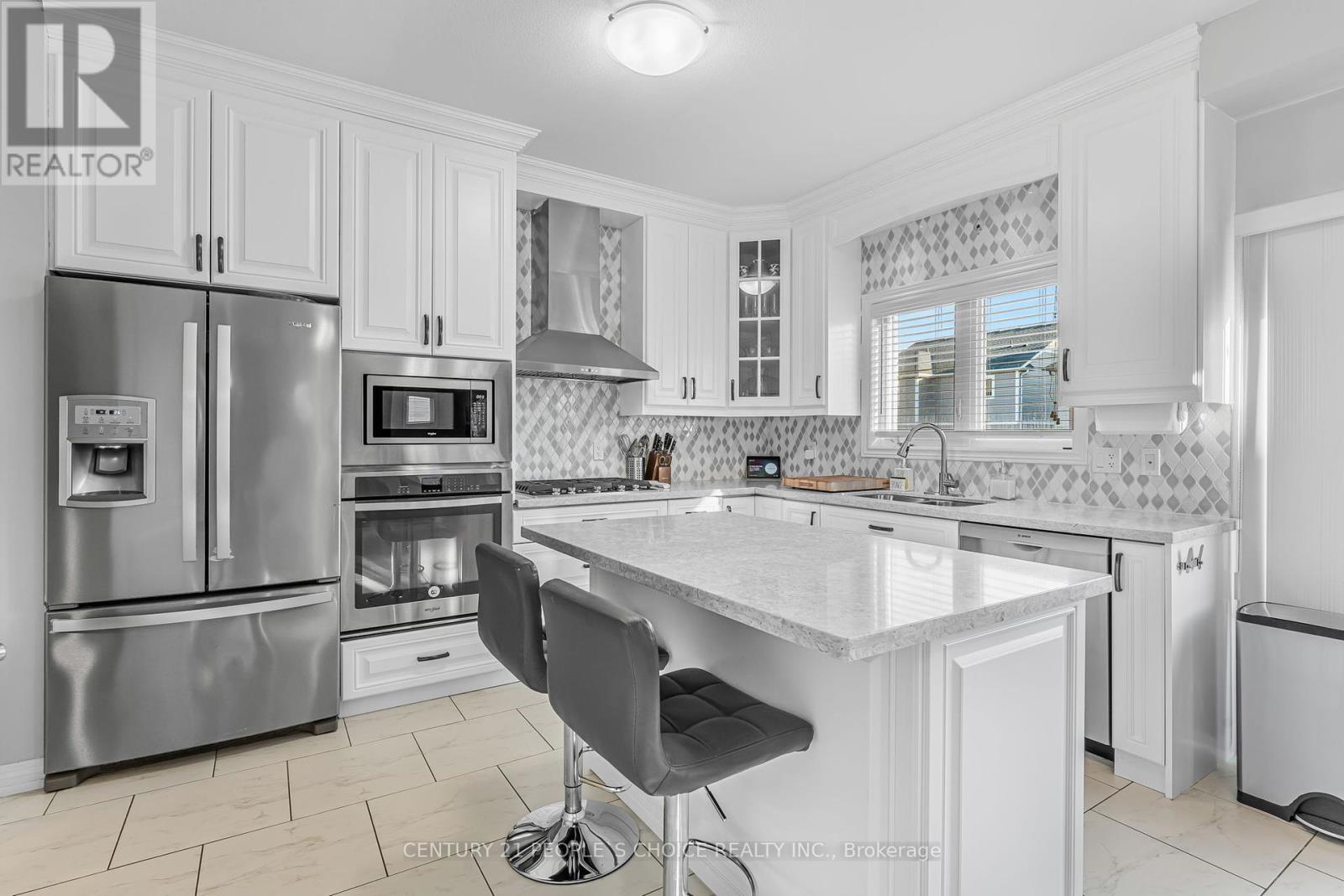 4 Riley Avenue, Pelham, Ontario  L0S 1E6 - Photo 15 - X12440304