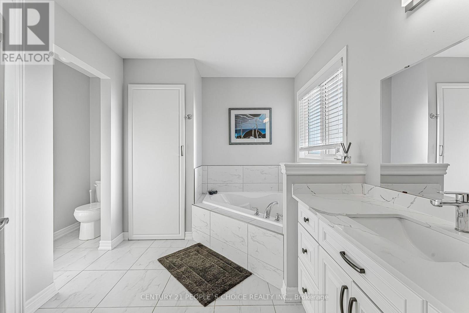 4 Riley Avenue, Pelham, Ontario  L0S 1E6 - Photo 29 - X12440304