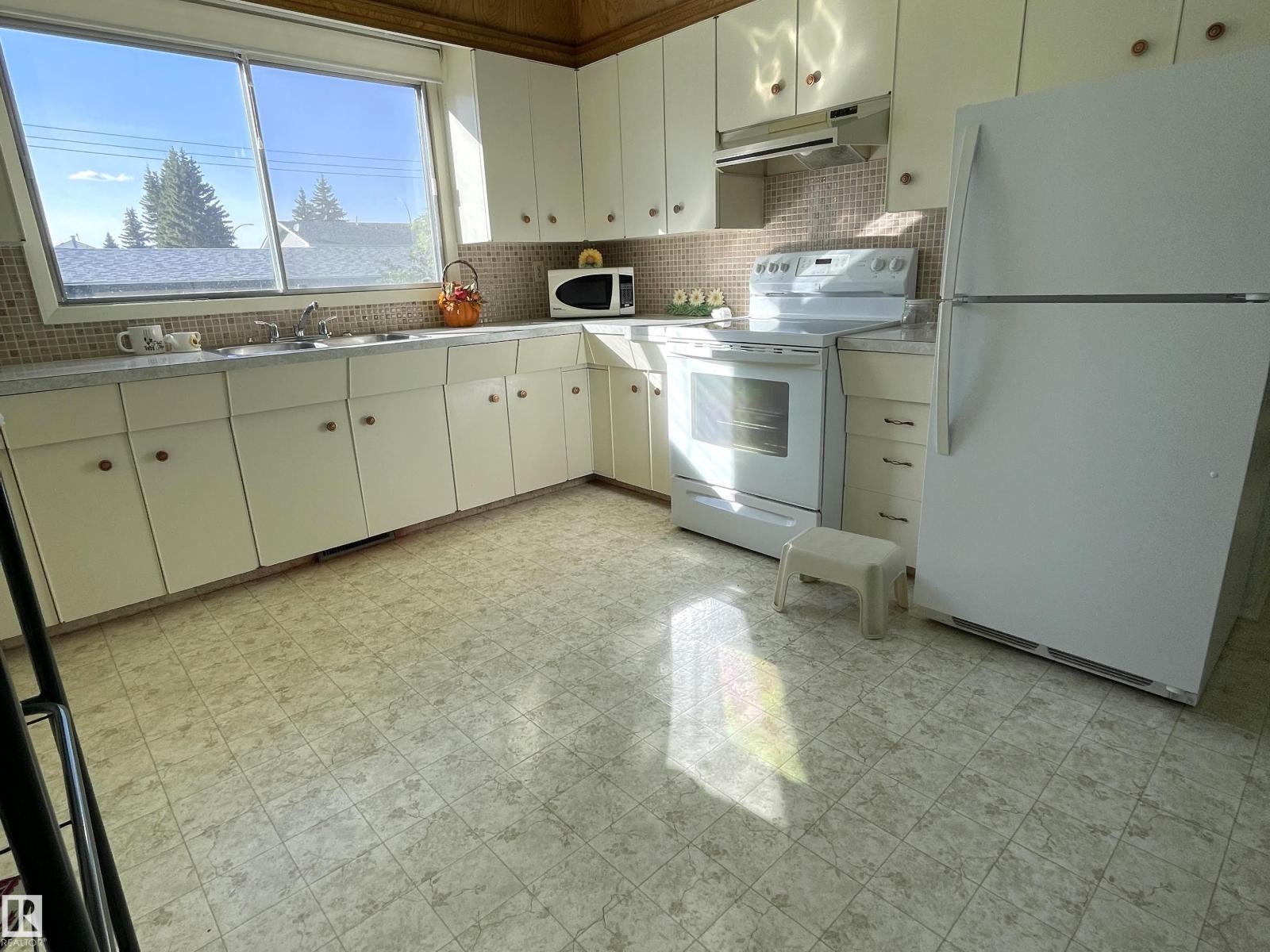 406 6 St, Thorhild, Alberta  T0A 3J0 - Photo 14 - E4460417