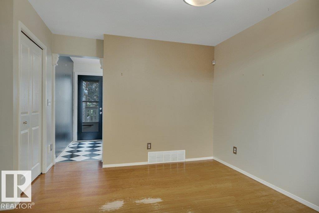 9740 101 St Nw, Edmonton, Alberta  T5K 0W8 - Photo 12 - E4460418