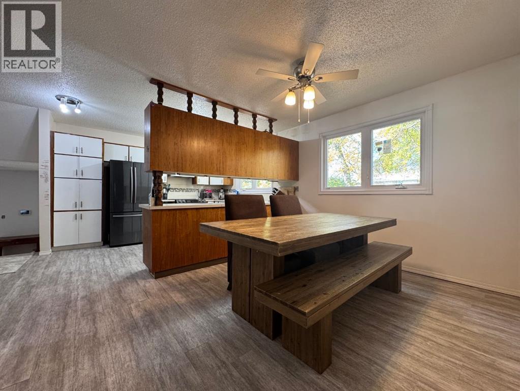 3807 62 Street, Camrose, Alberta  T4V 3B5 - Photo 7 - A2259086