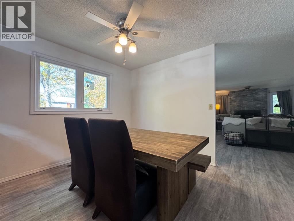 3807 62 Street, Camrose, Alberta  T4V 3B5 - Photo 8 - A2259086
