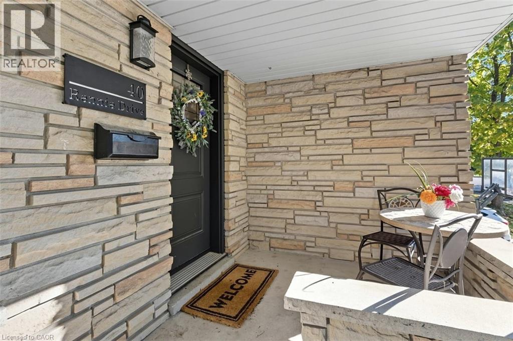 40 Rennie Drive, Kitchener, Ontario  N2A 1J5 - Photo 3 - 40772980