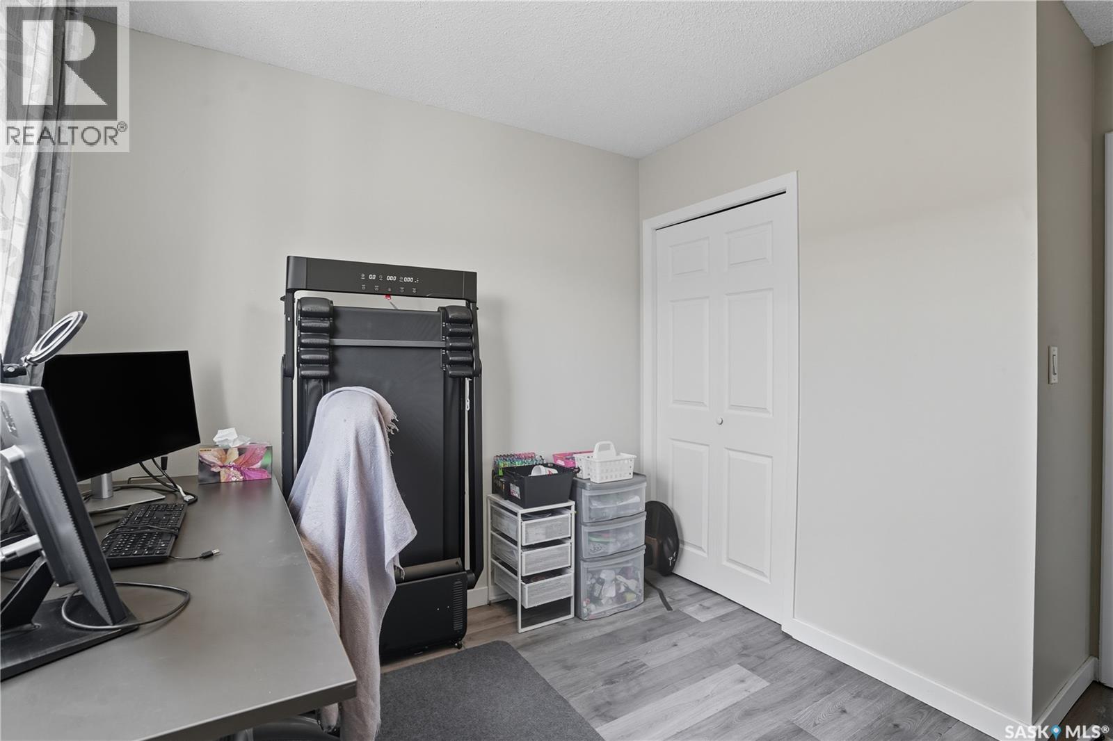 127 Hastings Crescent, Regina, Saskatchewan  S4T 7N6 - Photo 17 - SK019857