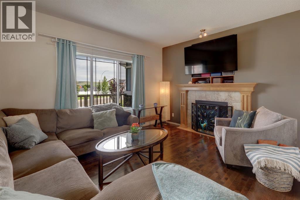 46 River Heights Boulevard, Cochrane, Alberta  T4C 0J6 - Photo 4 - A2249589