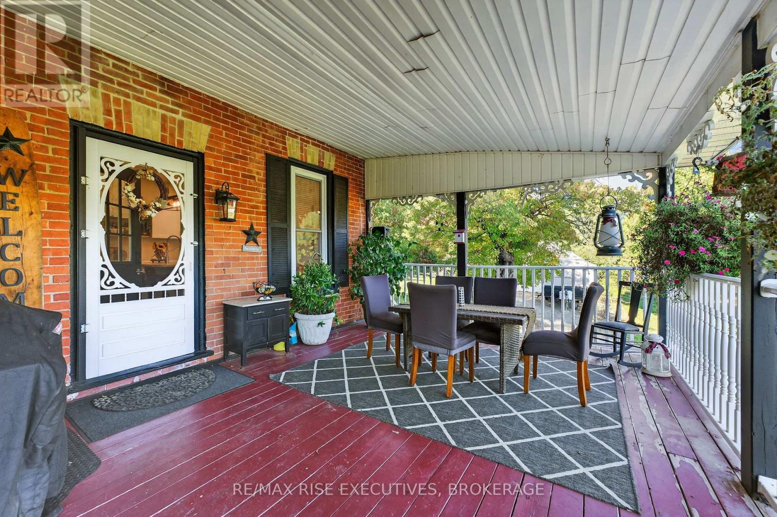 27 Drummond Street, Rideau Lakes, Ontario  K0G 0A4 - Photo 36 - X12440454