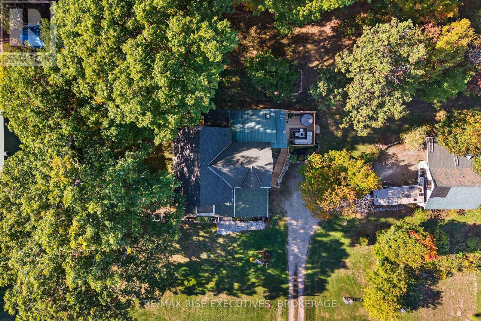 27 Drummond Street, Rideau Lakes, Ontario  K0G 0A4 - Photo 47 - X12440454