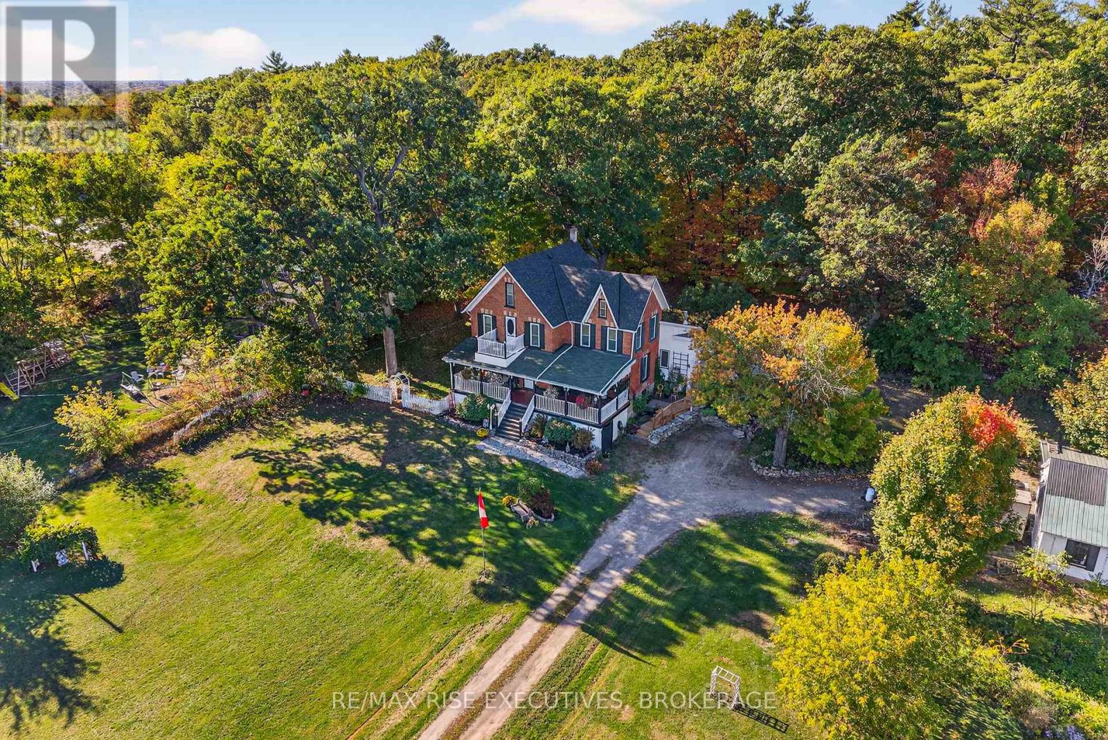 27 Drummond Street, Rideau Lakes, Ontario  K0G 0A4 - Photo 48 - X12440454