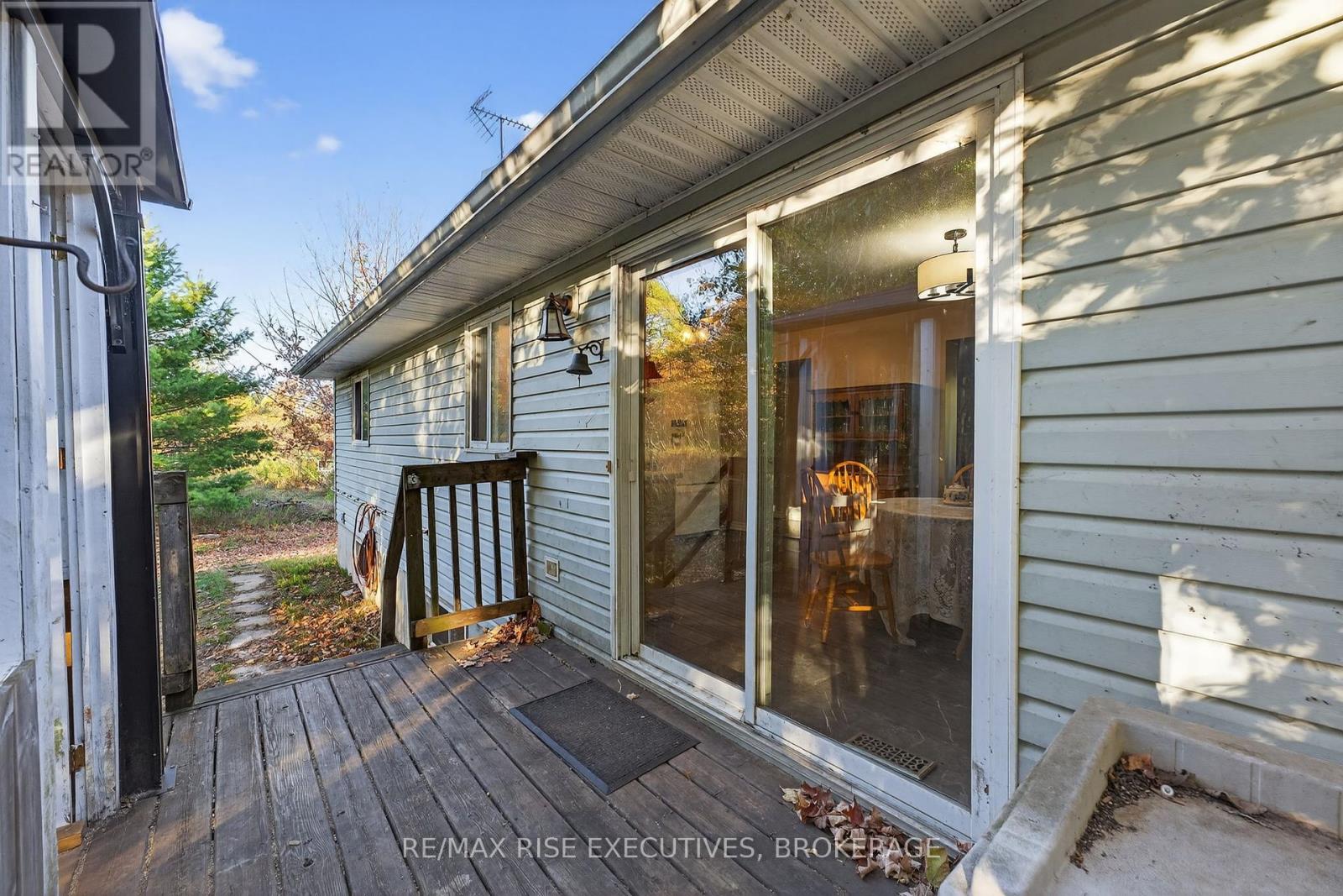 543 James Wilson Road, South Frontenac, Ontario  K0H 1W0 - Photo 30 - X12440477