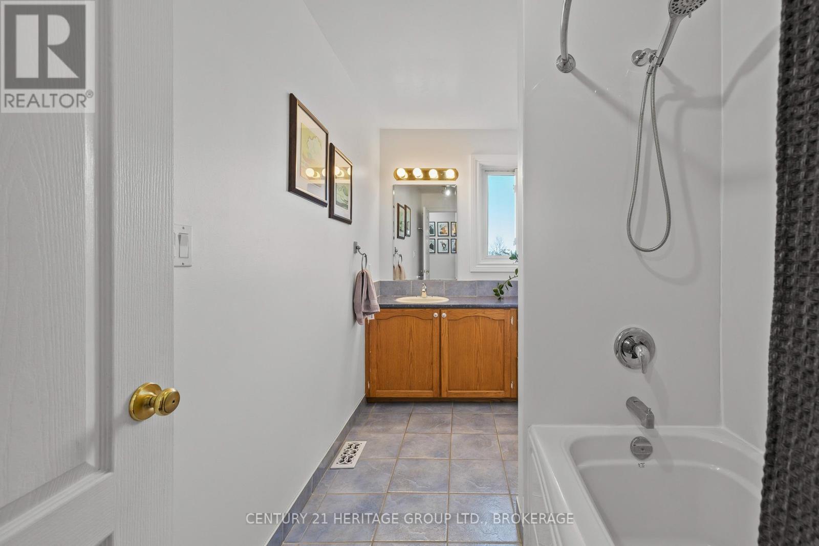 4376 Wilmer Road, Frontenac, Ontario  K0H 2L0 - Photo 26 - X12440536