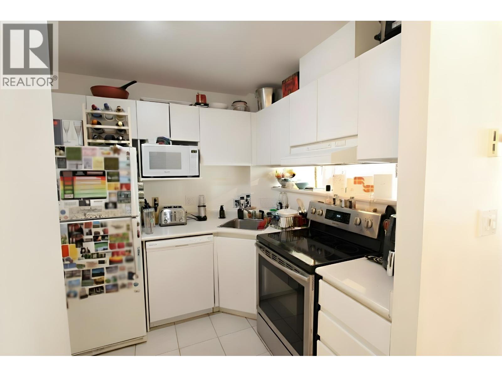 2207 1188 Richards Street, Vancouver, British Columbia  V6B 3E6 - Photo 11 - R3018492