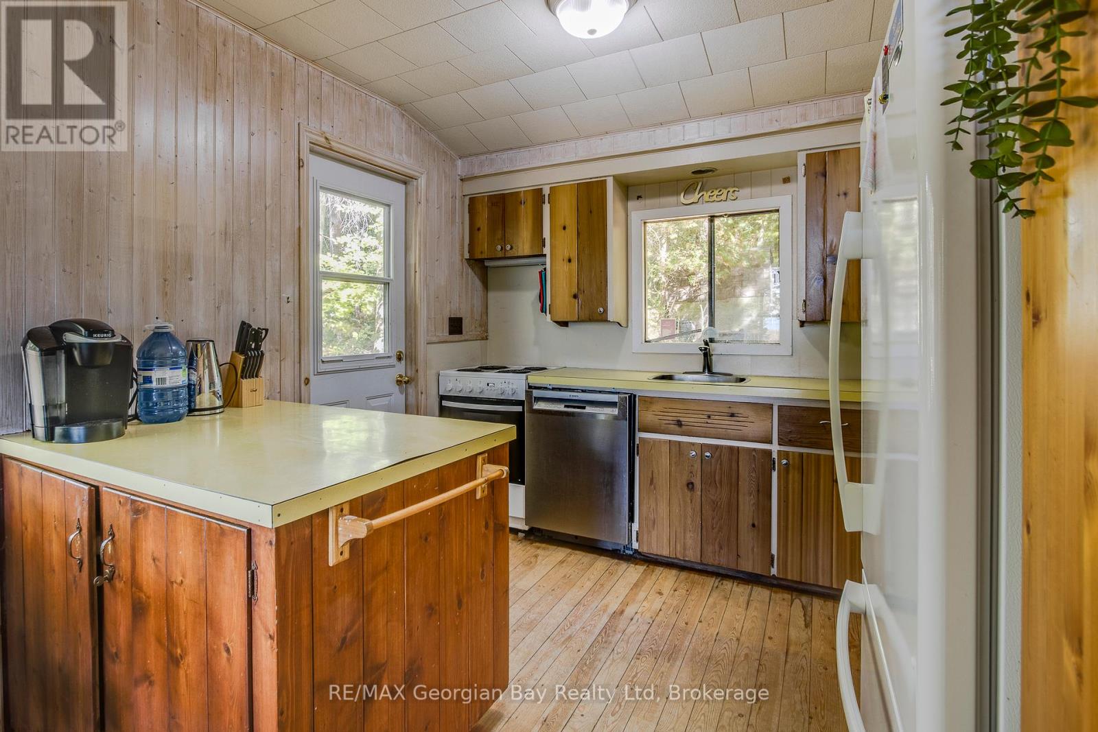 100 Nottawaga Drive, Tiny, Ontario  L0L 2J0 - Photo 13 - S12440567