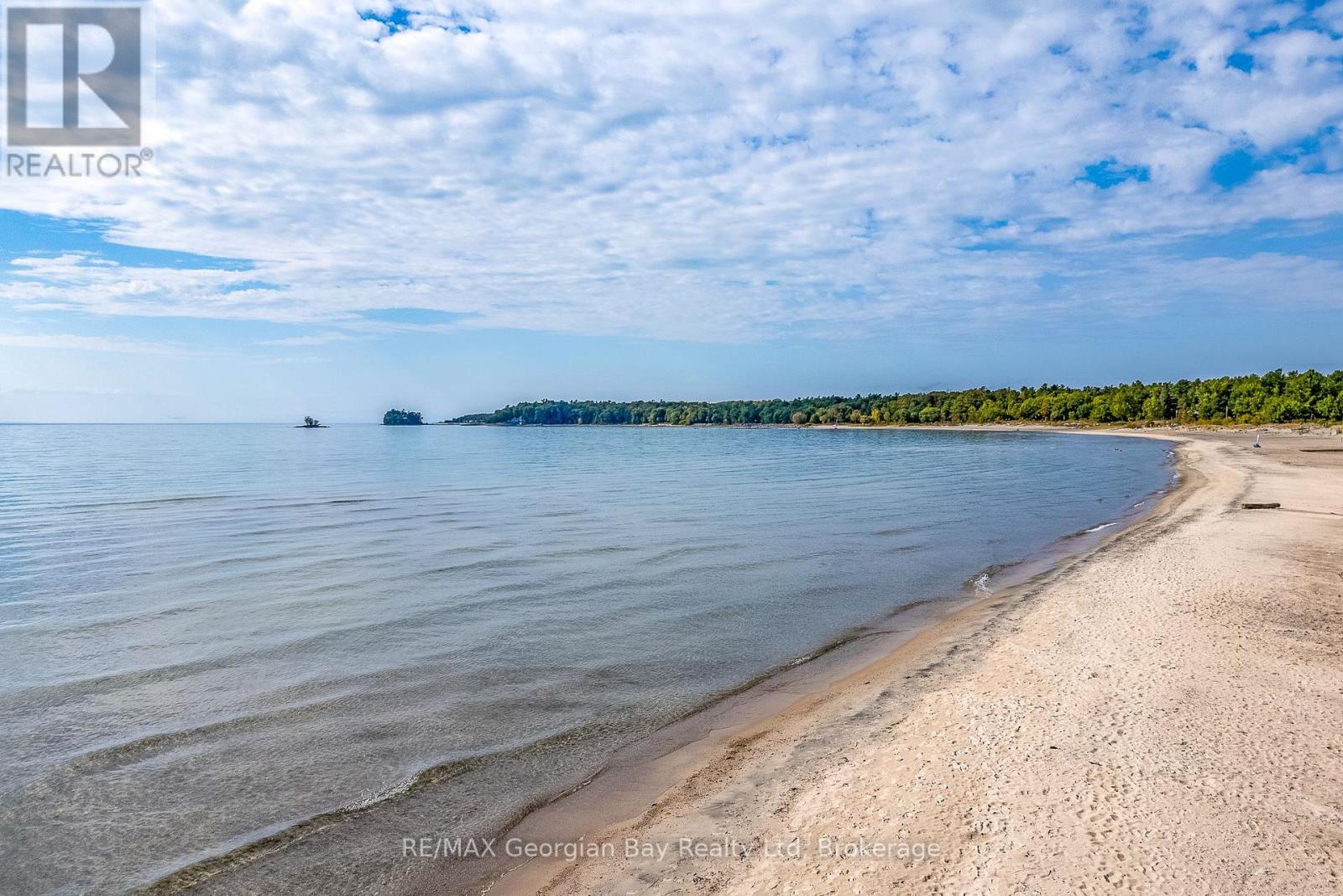 100 Nottawaga Drive, Tiny, Ontario  L0L 2J0 - Photo 2 - S12440567