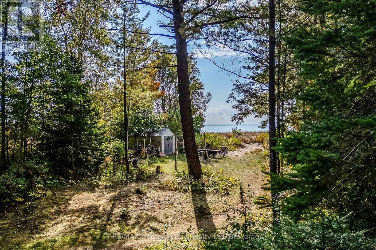 100 Nottawaga Drive, Tiny, Ontario  L0L 2J0 - Photo 6 - S12440567