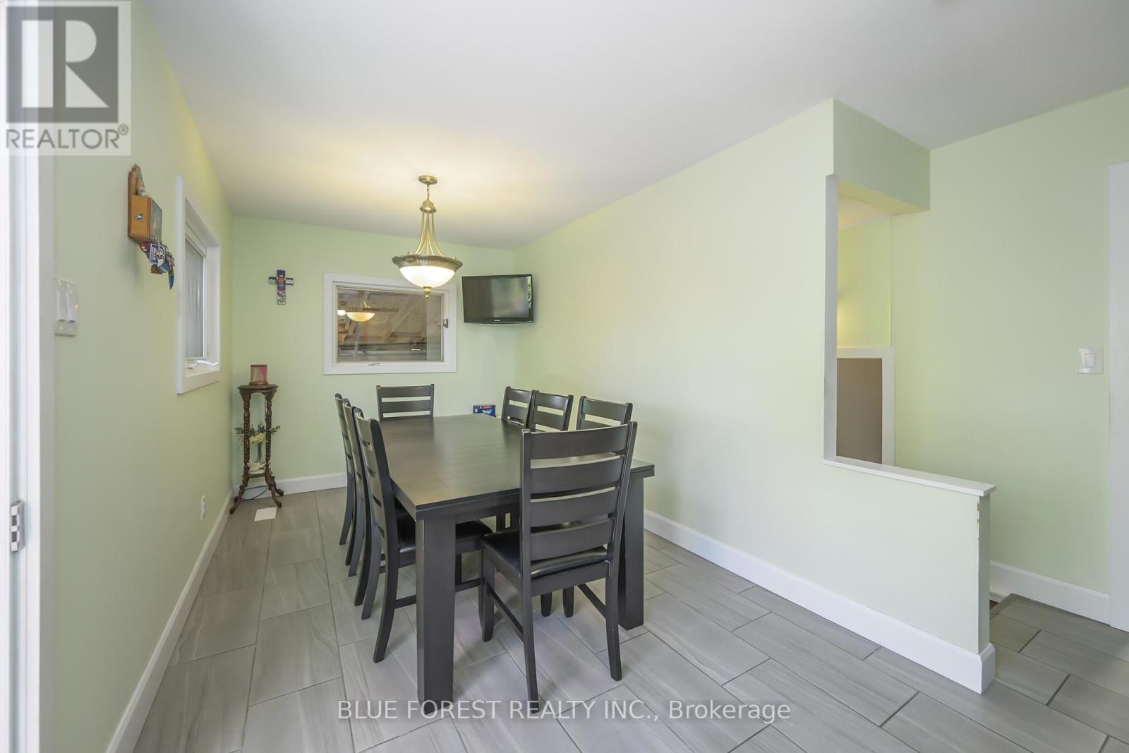 238 St Julien Street, London East, Ontario  N5Z 2N3 - Photo 12 - X12440469