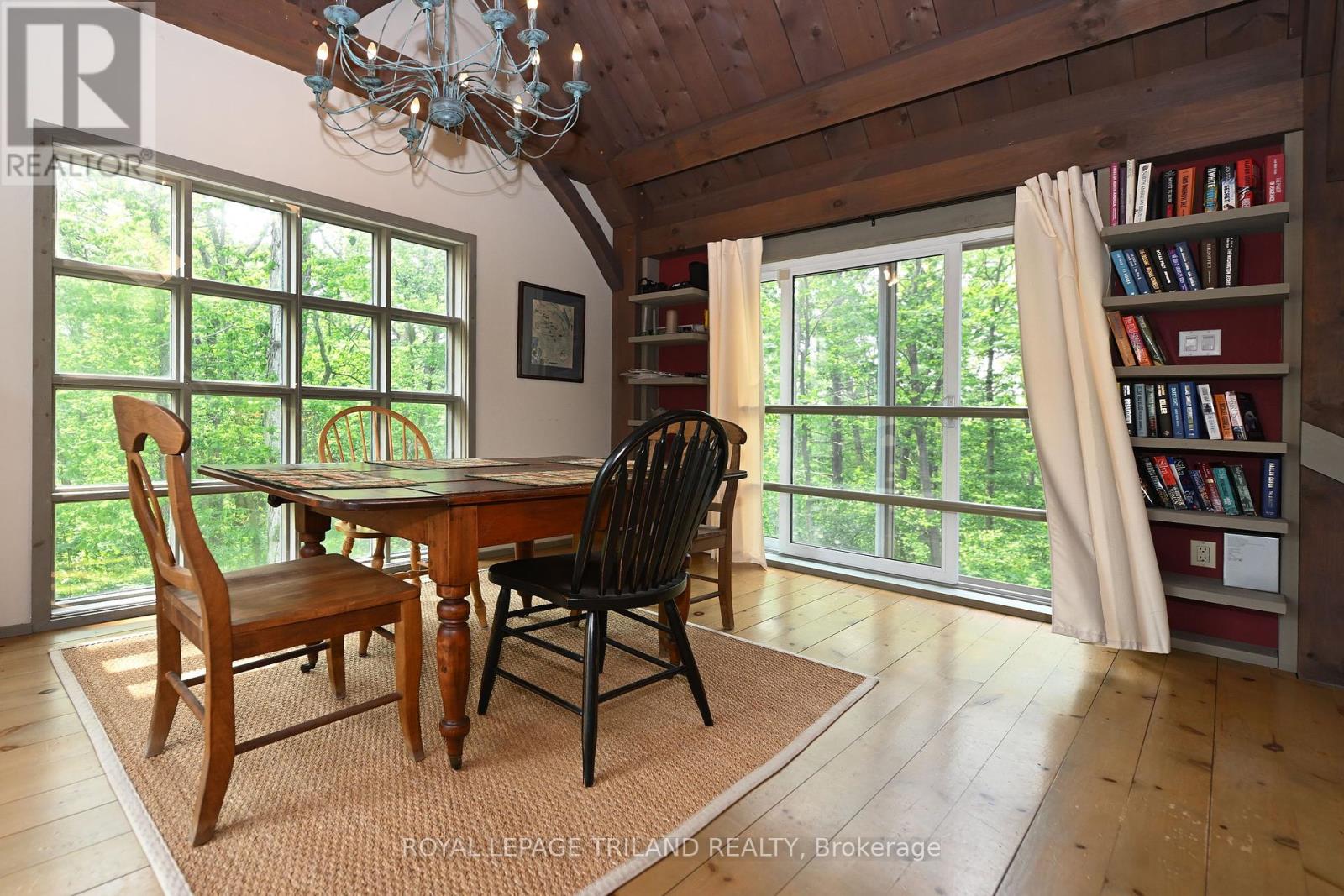253 Elginfield Road, North Middlesex, Ontario  N0M 2K0 - Photo 18 - X12440511