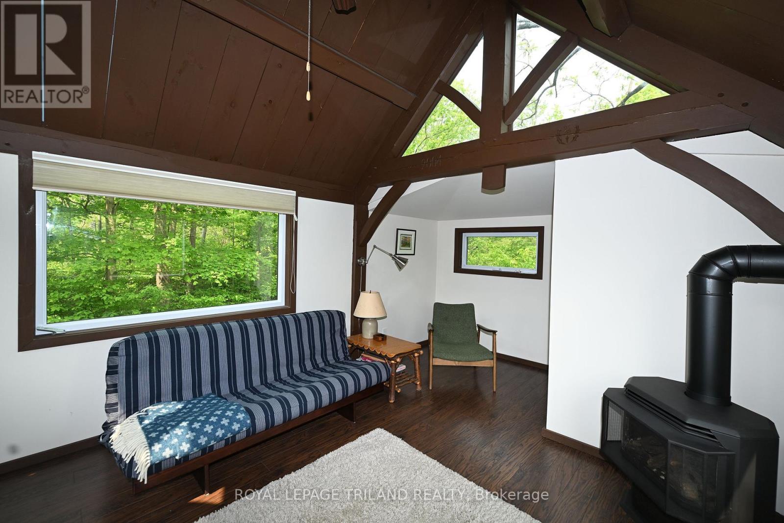 253 Elginfield Road, North Middlesex, Ontario  N0M 2K0 - Photo 22 - X12440511